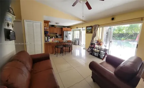 18236 SW 154th Place Miami FL 33187