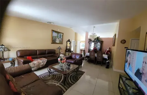 18236 SW 154th Place Miami FL 33187