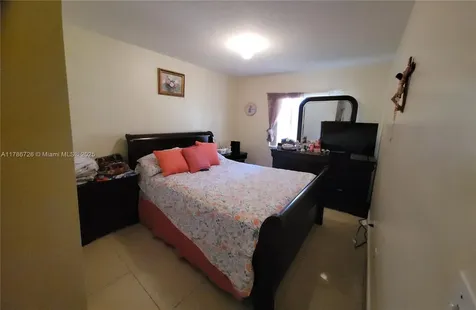 18236 SW 154th Place Miami FL 33187