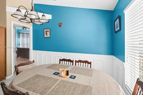 313 SE Husted Terrace Port St. Lucie FL 34983