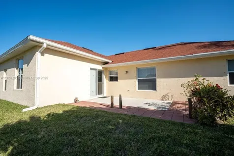 313 SE Husted Terrace Port St. Lucie FL 34983