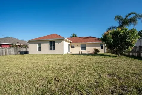 313 SE Husted Terrace Port St. Lucie FL 34983
