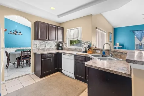 313 SE Husted Terrace Port St. Lucie FL 34983