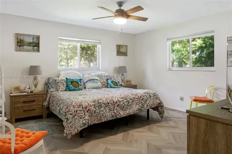 7201 NW 57th Court Tamarac FL 33321