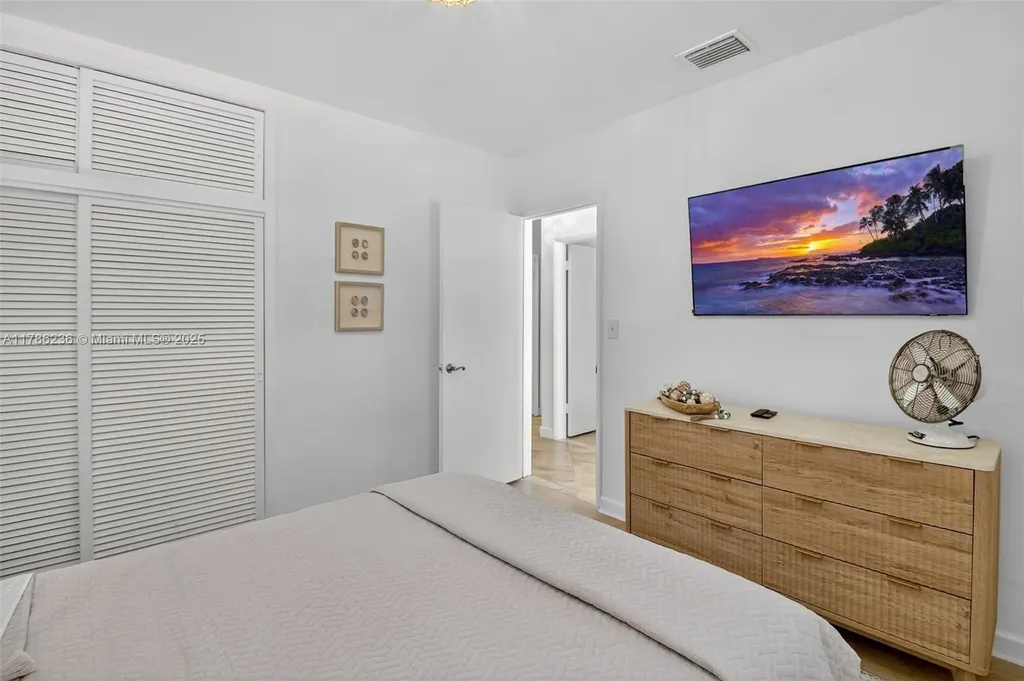 1163 Johnson Street Hollywood FL 33019