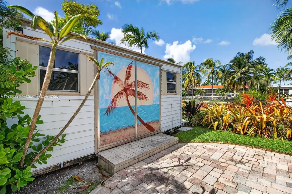 1163 Johnson Street Hollywood FL 33019