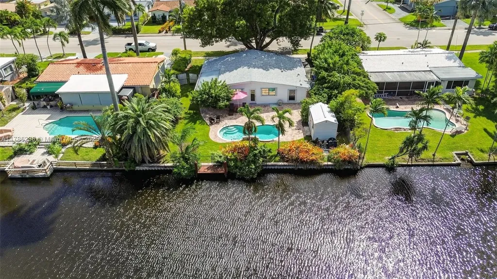 1163 Johnson Street Hollywood FL 33019