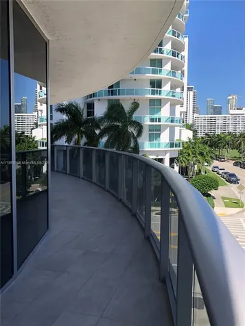 488 NE 18th Street Miami FL 33132