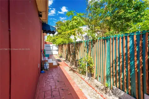 5801 W 2nd Court Hialeah FL 33012