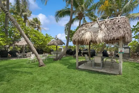 5055 Collins Avenue Miami Beach FL 33140