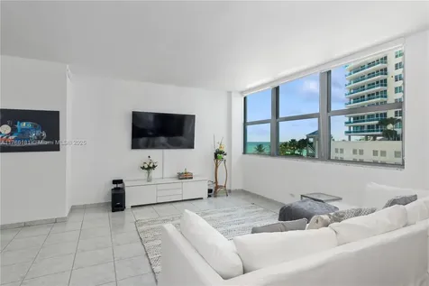 5055 Collins Avenue Miami Beach FL 33140