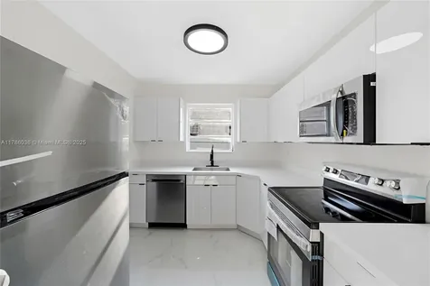 335 NE 161st Street Miami FL 33162