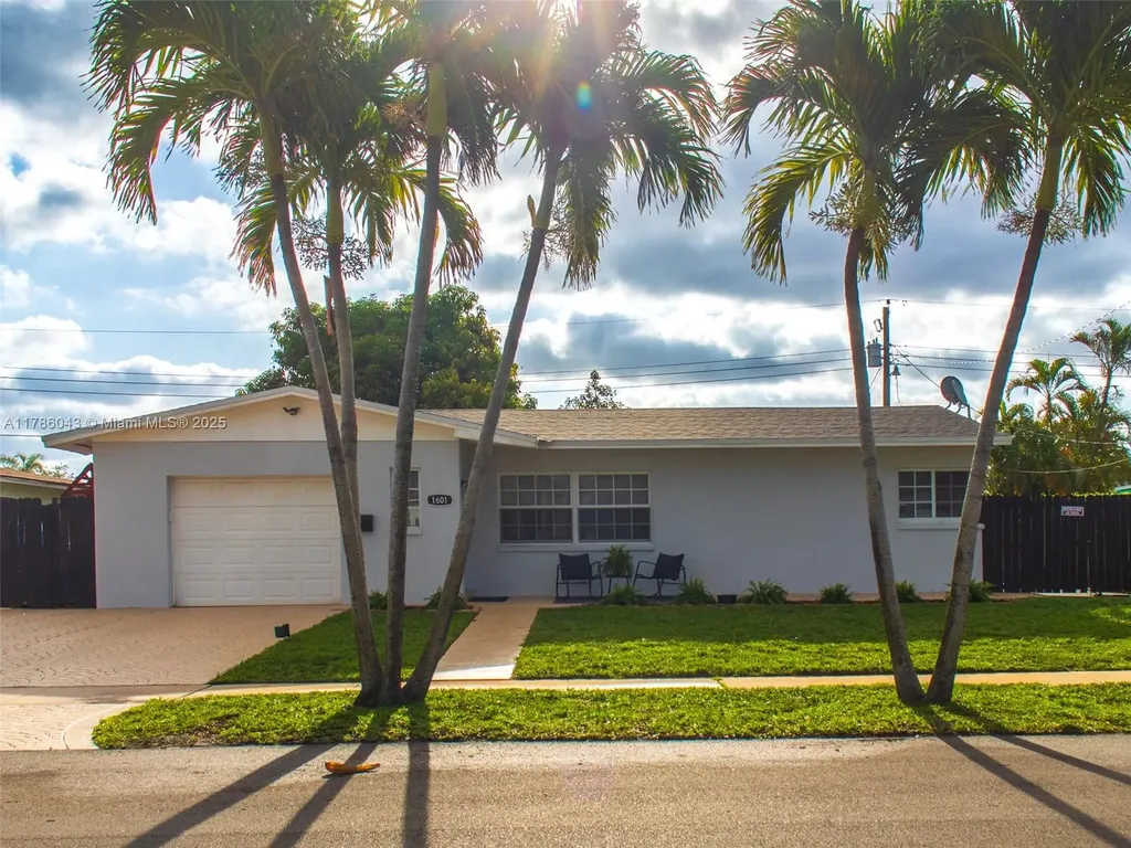 1601 N 73rd Terrace Hollywood FL 33024