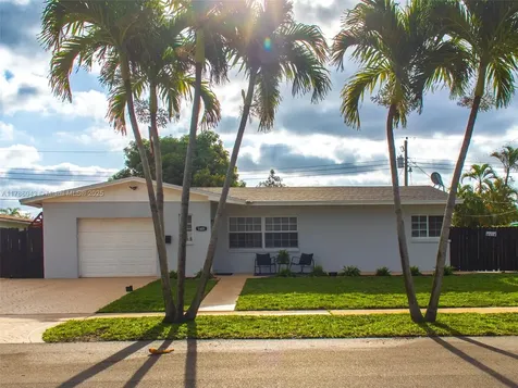 1601 N 73rd Terrace Hollywood FL 33024