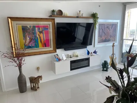 244 Biscayne Boulevard Miami FL 33132