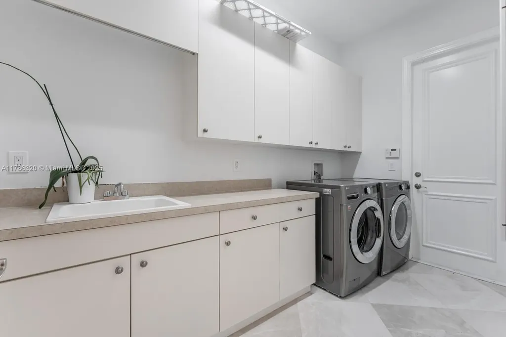 17937 Villa Club Way Boca Raton FL 33496