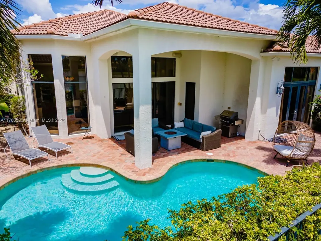 17937 Villa Club Way Boca Raton FL 33496