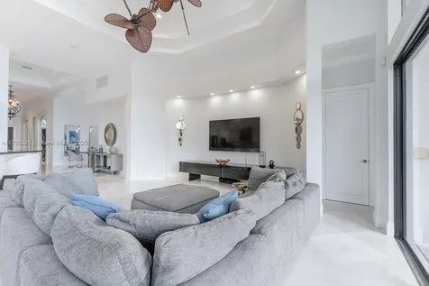 17937 Villa Club Way Boca Raton FL 33496