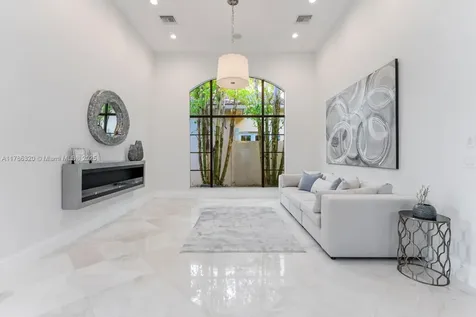 17937 Villa Club Way Boca Raton FL 33496