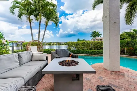 17937 Villa Club Way Boca Raton FL 33496