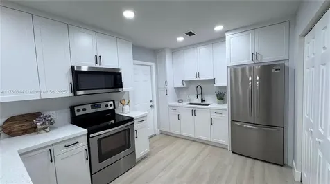 15014 SW 113th Place Miami FL 33176