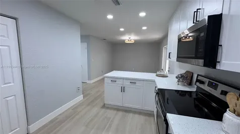 15014 SW 113th Place Miami FL 33176