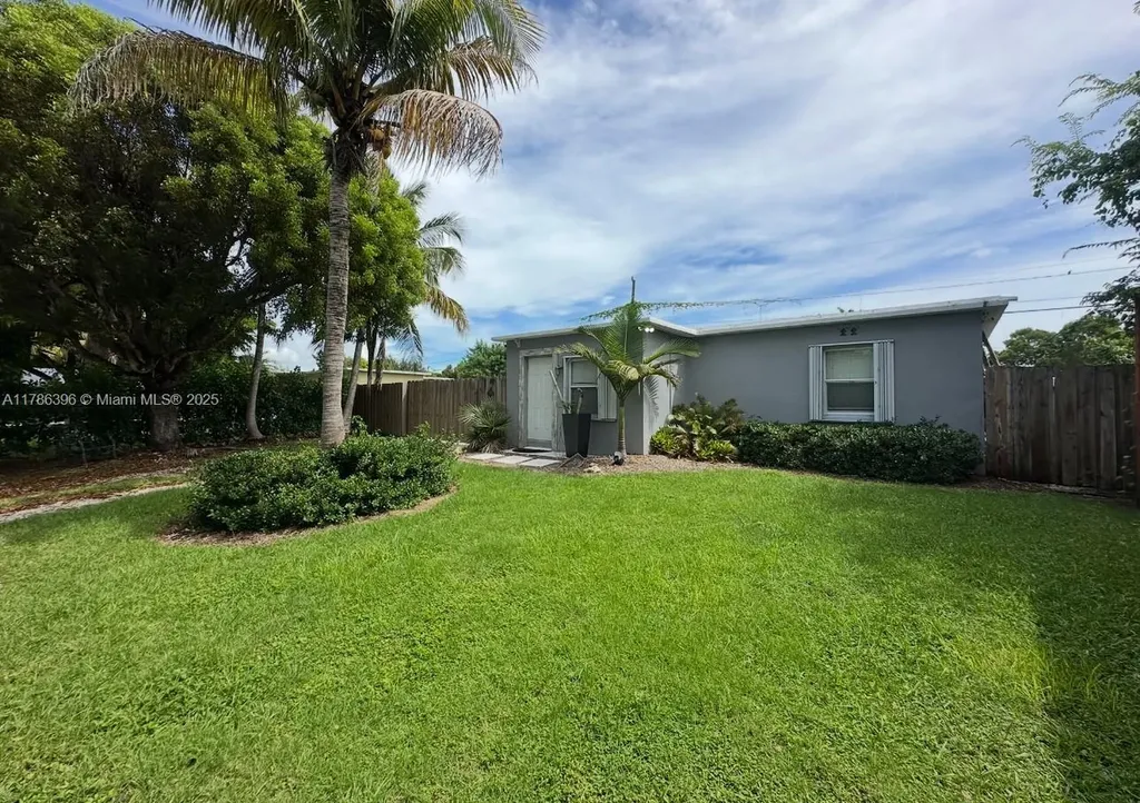 29035 Maine Road Homestead FL 33033