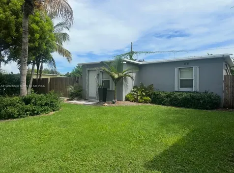 29035 Maine Road Homestead FL 33033
