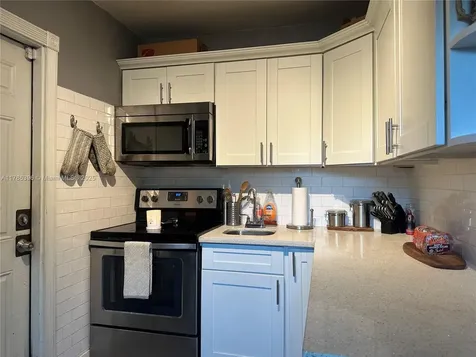 29035 Maine Road Homestead FL 33033