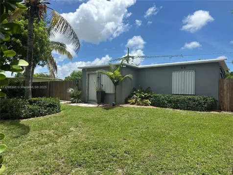 29035 Maine Road Homestead FL 33033