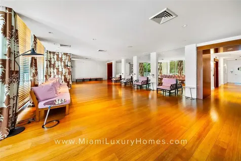 2627 S Bayshore Drive Coconut Grove FL 33133