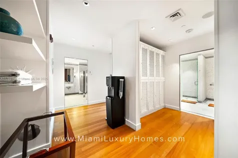 2627 S Bayshore Drive Coconut Grove FL 33133