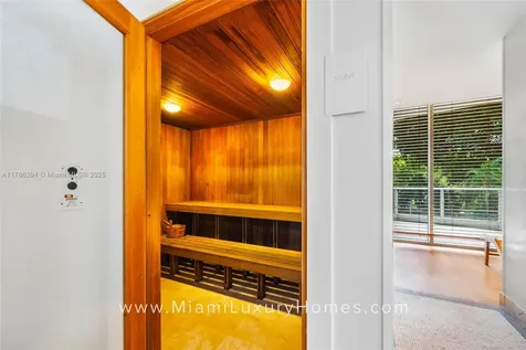 2627 S Bayshore Drive Coconut Grove FL 33133