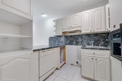 9600 SW 77th Street Miami FL 33173