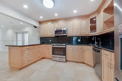 9600 SW 77th Street Miami FL 33173