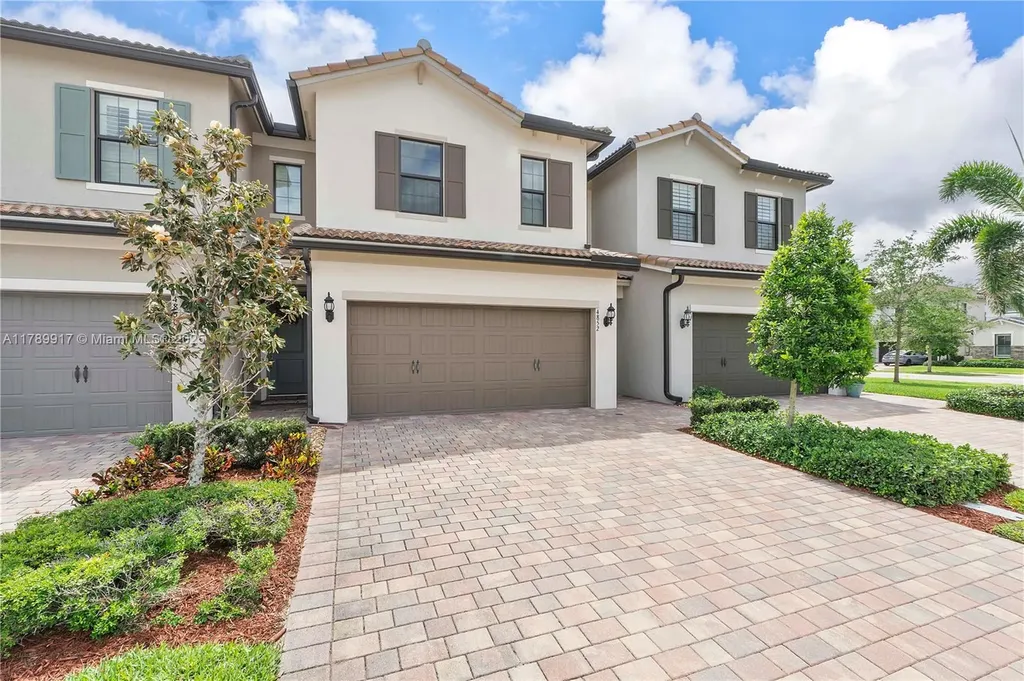 4852 San Fratello Circle Lake Worth FL 33467