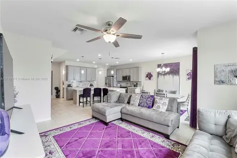 4852 San Fratello Circle Lake Worth FL 33467