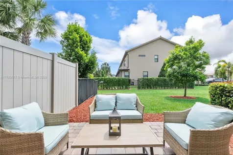 4852 San Fratello Circle Lake Worth FL 33467