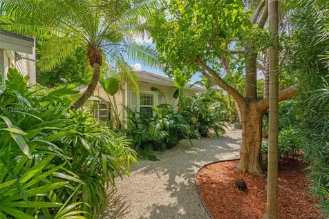 14916 SW 139th Place Miami FL 33186