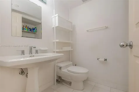 3530 Mystic Pointe Drive Aventura FL 33180