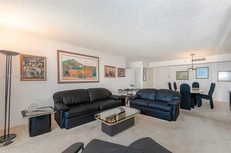 3530 Mystic Pointe Drive Aventura FL 33180