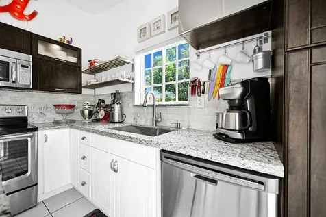 3864 SW 145th Avenue Miami FL 33175