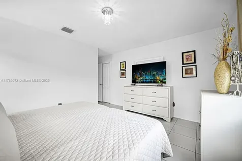 3864 SW 145th Avenue Miami FL 33175