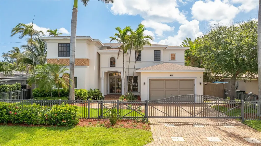 260 NE Wavecrest Court Boca Raton FL 33432