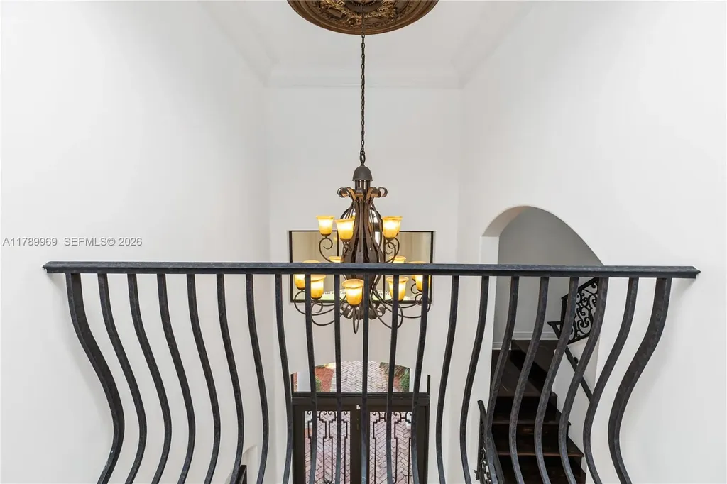 260 NE Wavecrest Court Boca Raton FL 33432