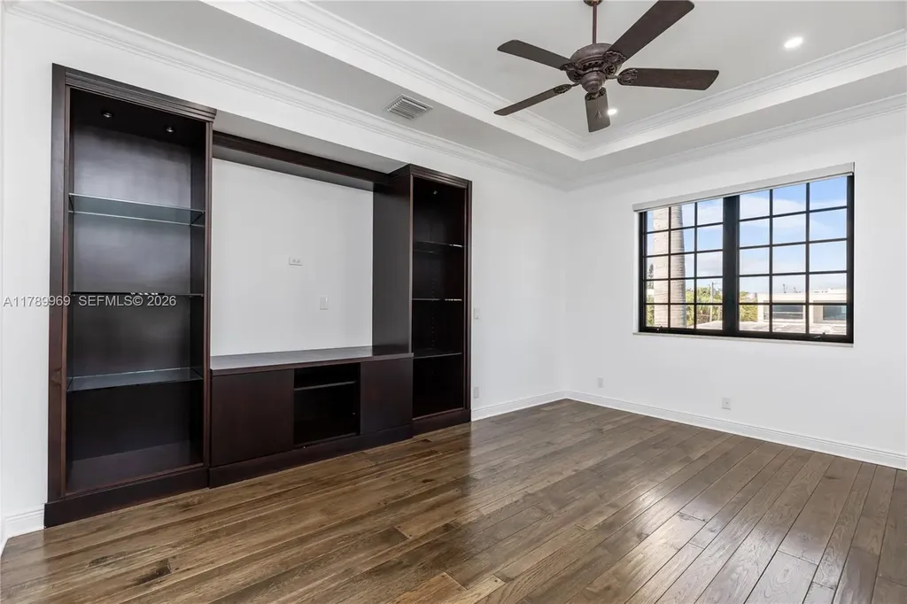 260 NE Wavecrest Court Boca Raton FL 33432