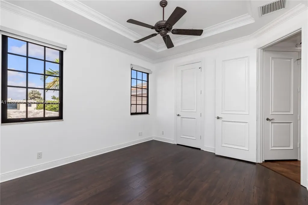 260 NE Wavecrest Court Boca Raton FL 33432