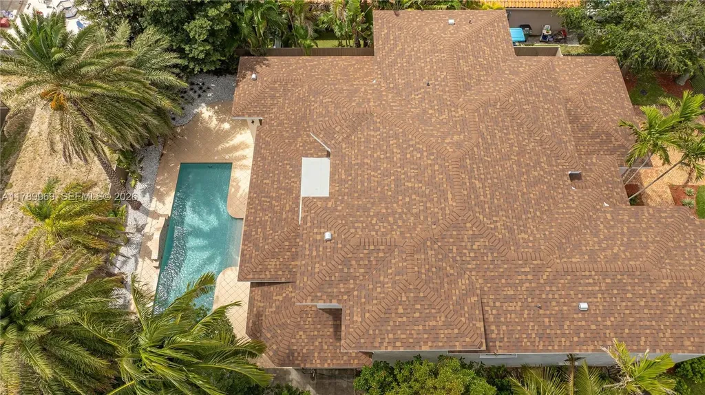 260 NE Wavecrest Court Boca Raton FL 33432