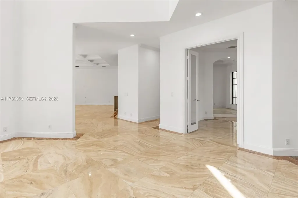 260 NE Wavecrest Court Boca Raton FL 33432