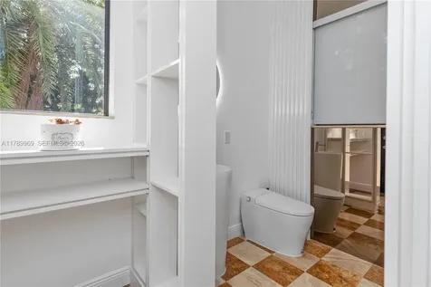 260 NE Wavecrest Court Boca Raton FL 33432